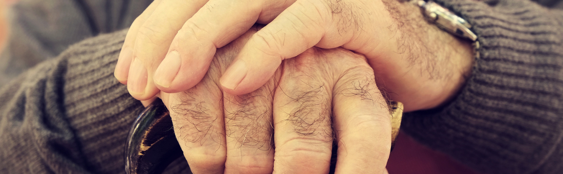 Socioeconomic disparities in health at older ages first diverge with age but start to converge at very old ages