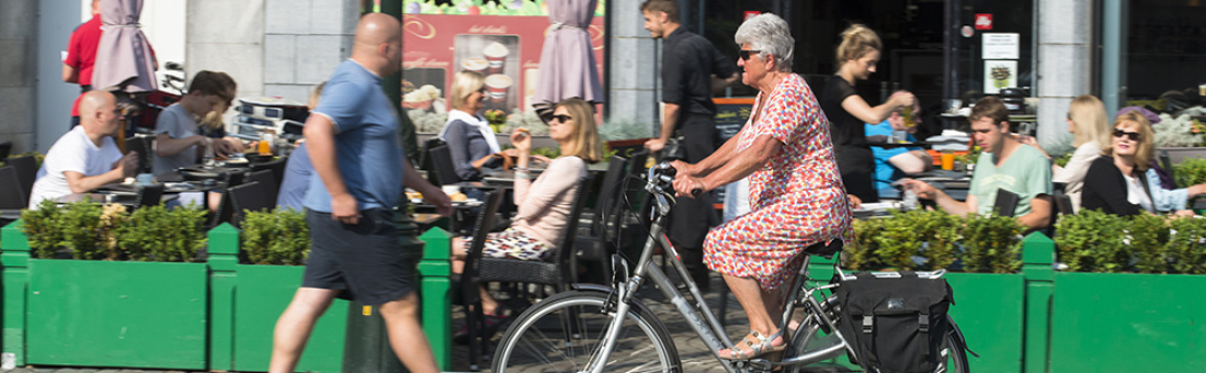 Living in neighbourhoods with high population density may damage health Living in neighbourhoods with high population density may damage health